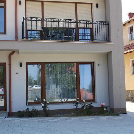 Mara Apartman Buek Esterno foto