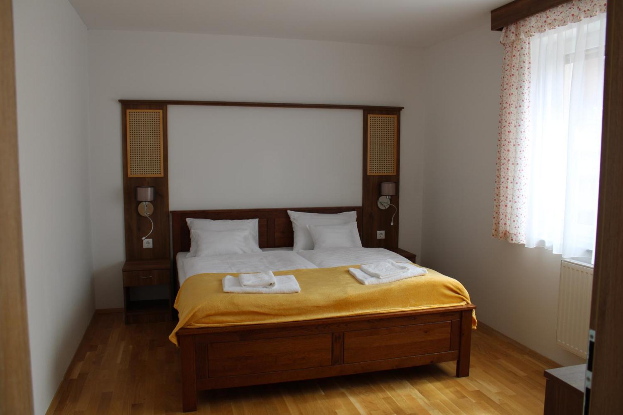 Mara Apartman Buek Esterno foto